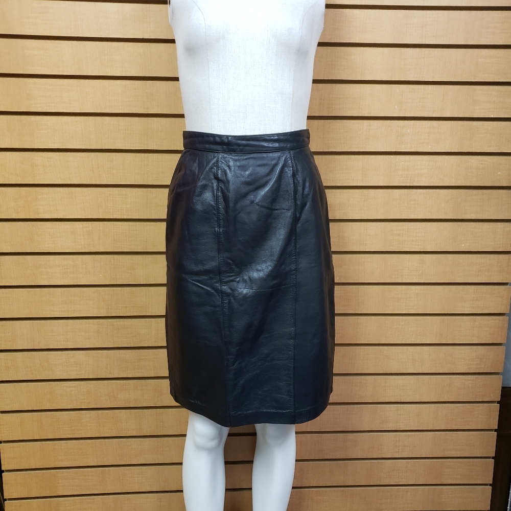 Lord And Taylor Petites Black 100% Leather Pencil Skirt Size 6 Knee Length